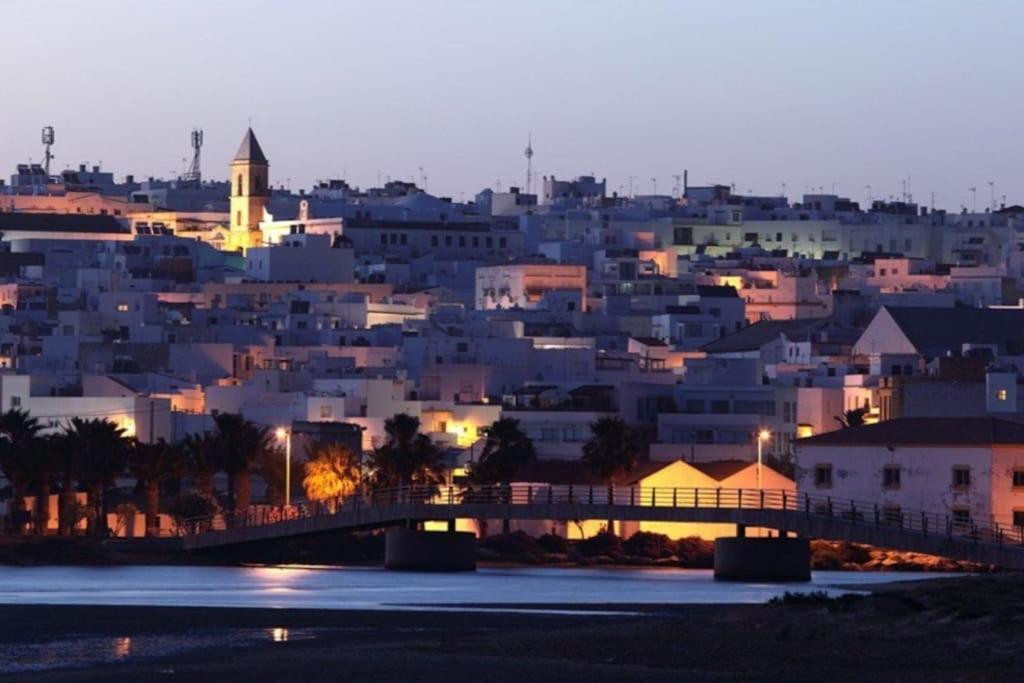 Espectacular Casa Muy Luminosa Con Azotea Lejlighed Conil De La Frontera Eksteriør billede